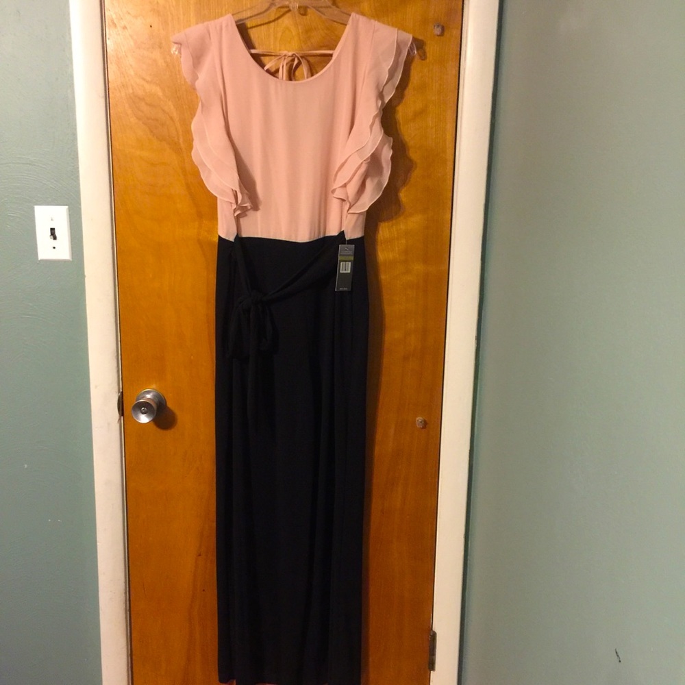 NWT Sharagano pink/black cap sleeved jumpsuit